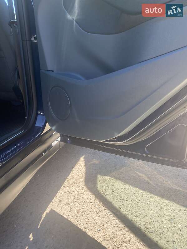 Мінівен Ford C-Max 2013 в Чернівцях