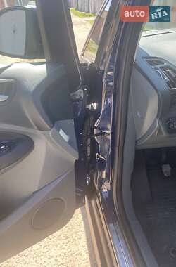 Минивэн Ford C-Max 2013 в 