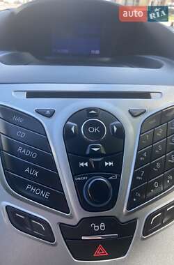 Минивэн Ford C-Max 2013 в 