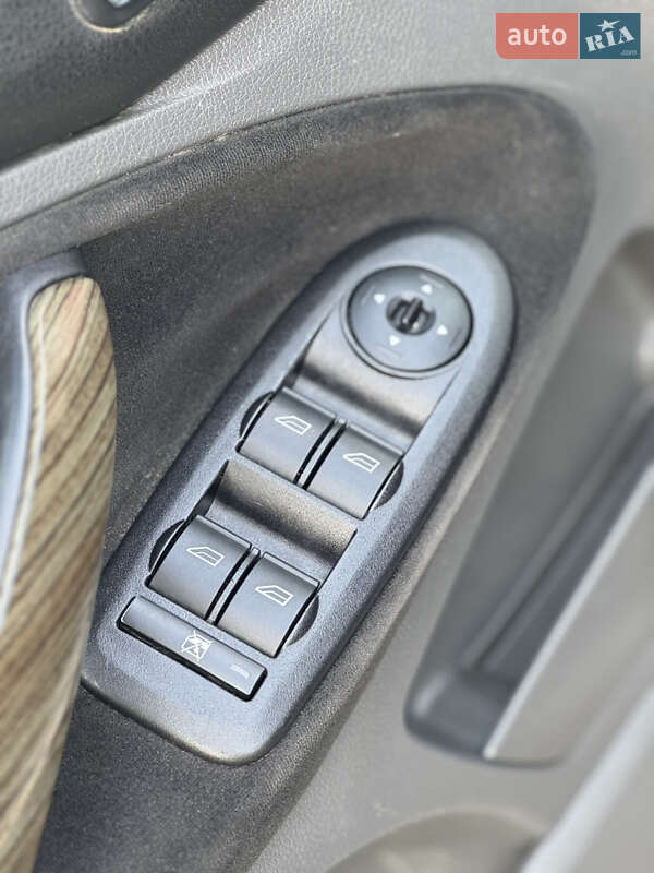 Минивэн Ford C-Max 2007 в Киеве