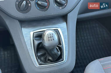 Мінівен Ford C-Max 2007 в 