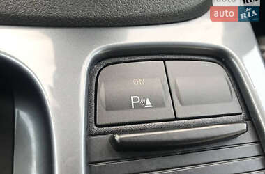 Минивэн Ford C-Max 2010 в 