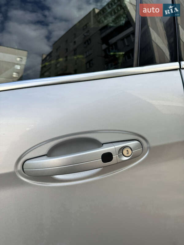 Минивэн Ford C-Max 2014 в Житомире
