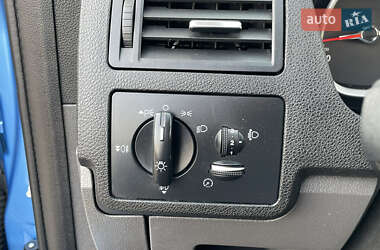 Мінівен Ford C-Max 2009 в 