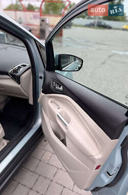 Минивэн Ford C-Max 2013 в 