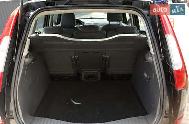 Минивэн Ford C-Max 2005 в 