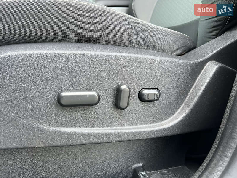 Мінівен Ford C-Max 2017 в Одесі