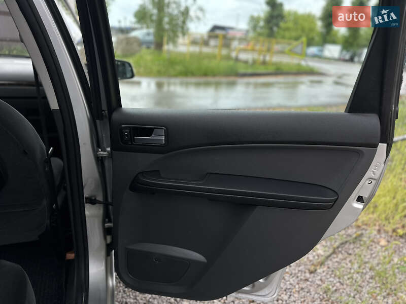 Минивэн Ford C-Max 2006 в Виннице