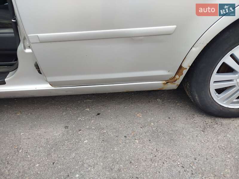 Мінівен Ford C-Max 2004 в Запоріжжі