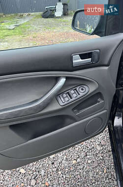 Мінівен Ford C-Max 2007 в 