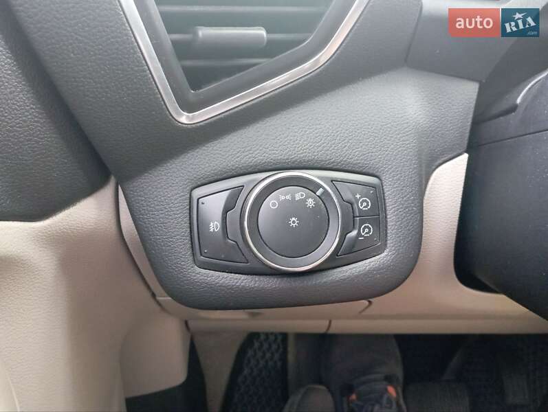 Мінівен Ford C-Max 2013 в Дніпрі