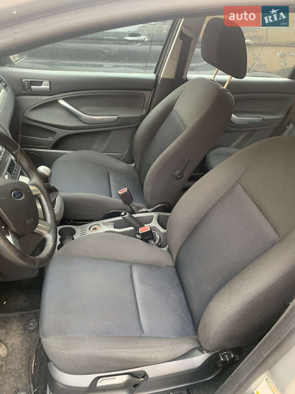 Мінівен Ford C-Max 2010 в Києві