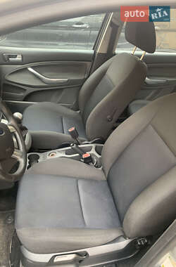 Мінівен Ford C-Max 2010 в 