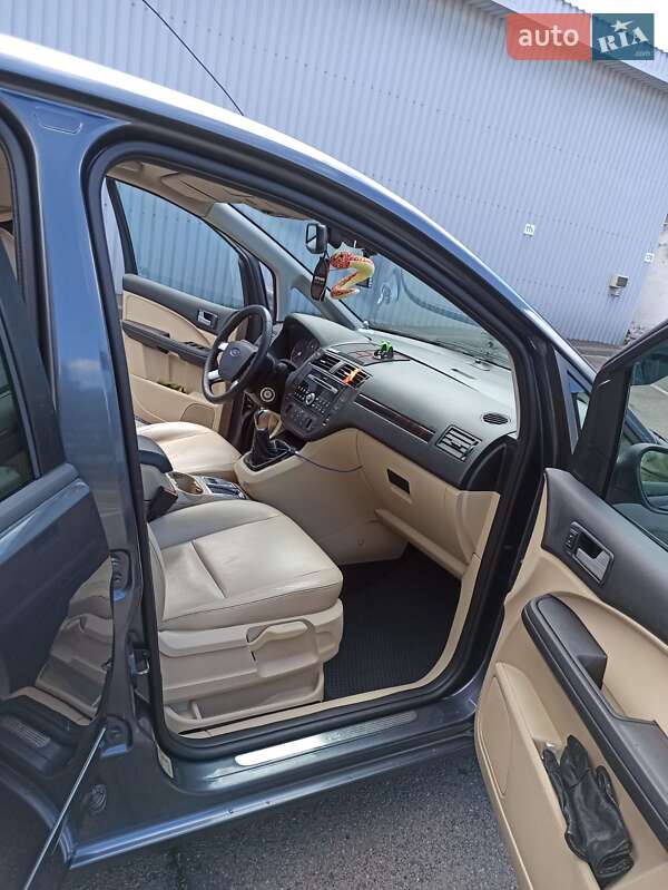 Минивэн Ford C-Max 2005 в 