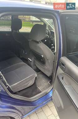 Мінівен Ford C-Max 2006 в 