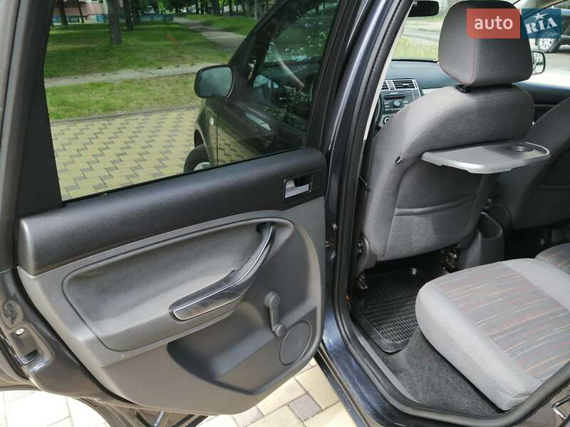 Мінівен Ford C-Max 2009 в Києві фото 16 Мінівен Ford C-Max 2009 в Києві
