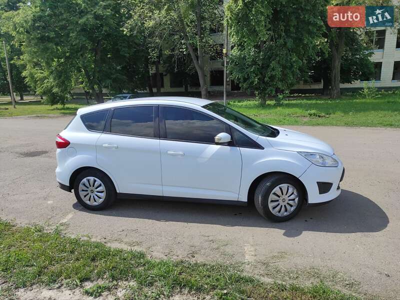 Минивэн Ford C-Max 2012 в Ромнах