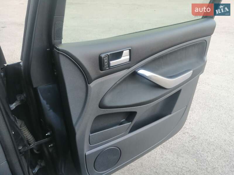 Мінівен Ford C-Max 2009 в Києві фото 38 Мінівен Ford C-Max 2009 в Києві