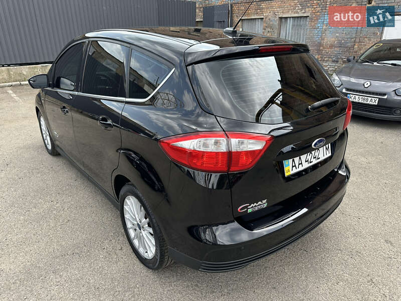 Минивэн Ford C-Max 2016 в Киеве