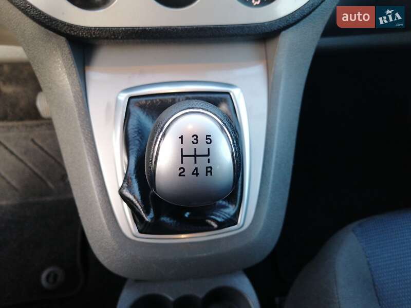 Мінівен Ford C-Max 2010 в Рівному
