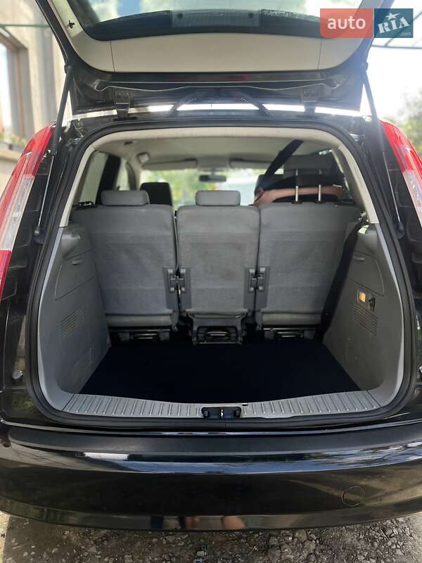 Минивэн Ford C-Max 2008 в Мукачево