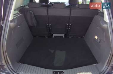 Мінівен Ford C-Max 2010 в 