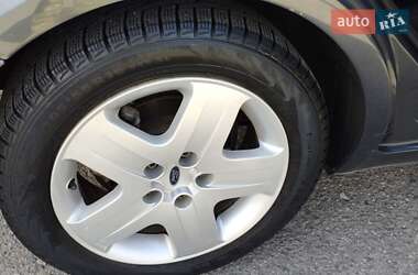 Мінівен Ford C-Max 2010 в 