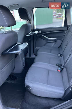 Мінівен Ford C-Max 2009 в 