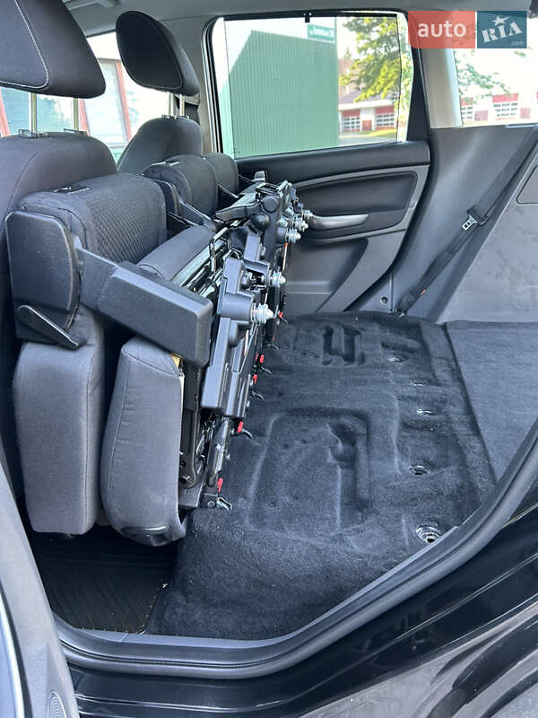 Минивэн Ford C-Max 2009 в Полтаве