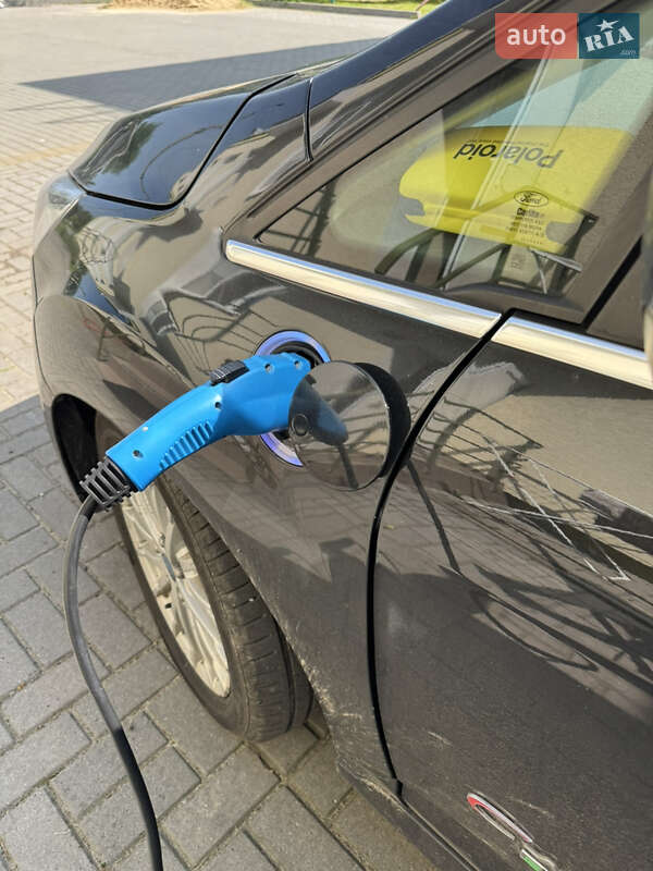 Мінівен Ford C-Max 2014 в Житомирі
