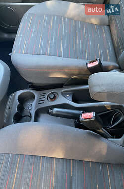 Минивэн Ford C-Max 2009 в 