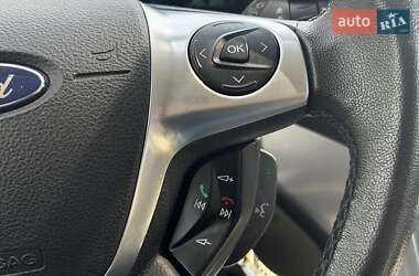 Минивэн Ford C-Max 2012 в 
