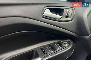 Минивэн Ford C-Max 2016 в 