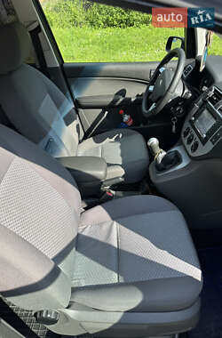 Минивэн Ford C-Max 2006 в 