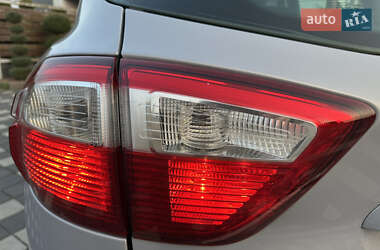 Минивэн Ford C-Max 2012 в 
