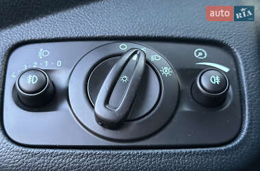 Минивэн Ford C-Max 2012 в 