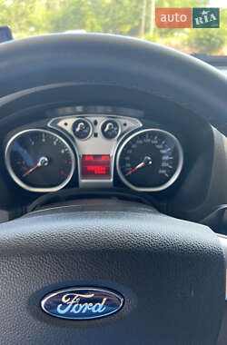 Минивэн Ford C-Max 2010 в 