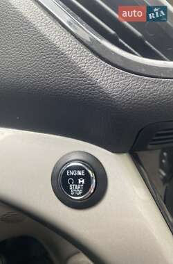Минивэн Ford C-Max 2015 в 