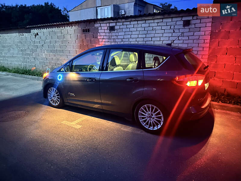 Минивэн Ford C-Max 2016 в Киеве