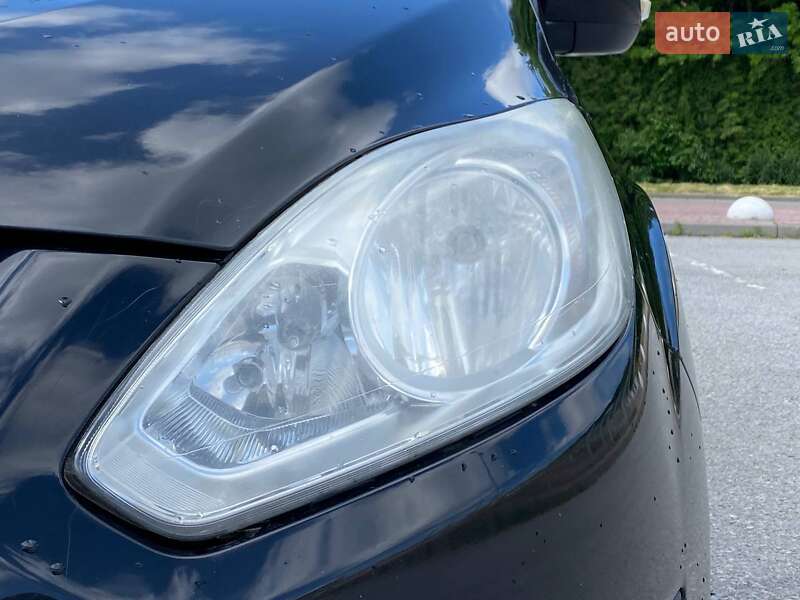 Минивэн Ford C-Max 2012 в Львове
