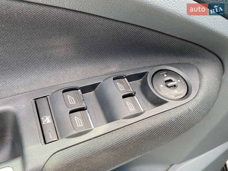 Минивэн Ford C-Max 2012 в Львове