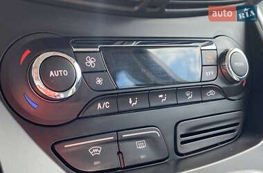 Мінівен Ford C-Max 2012 в 