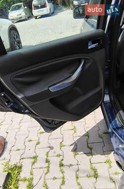 Минивэн Ford C-Max 2009 в 