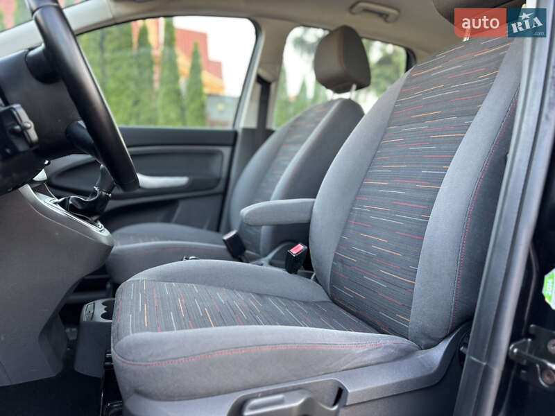Минивэн Ford C-Max 2009 в Вознесенске