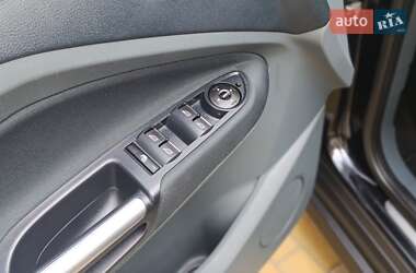 Минивэн Ford C-Max 2011 в 