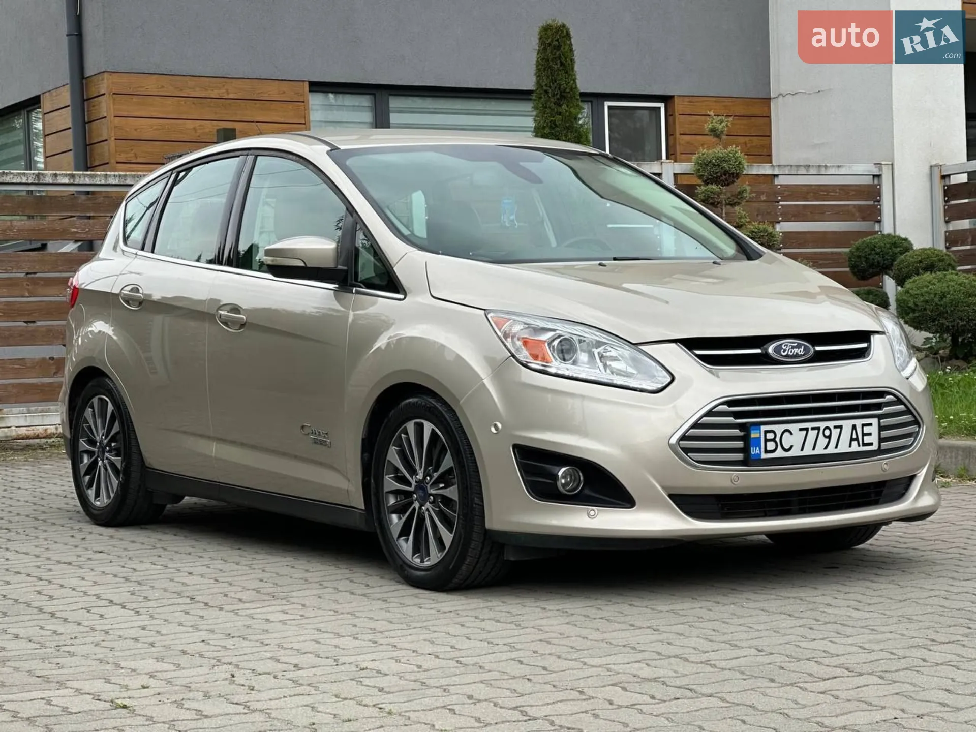 2016 Ford C-MAX - мініатюра 34