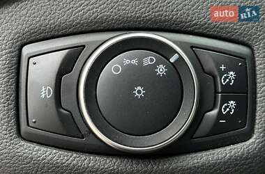 Минивэн Ford C-Max 2016 в 