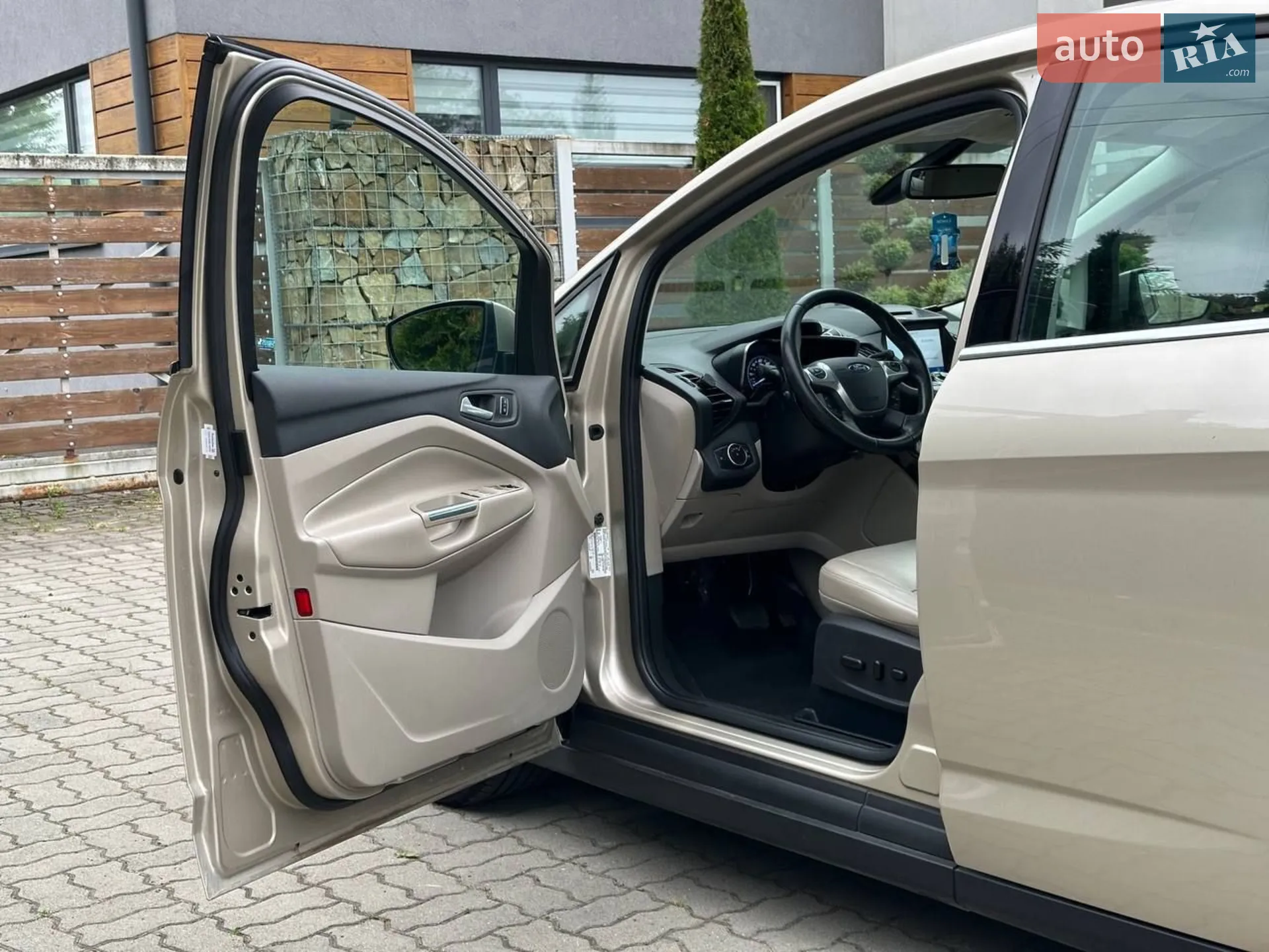 2016 Ford C-MAX - мініатюра 83