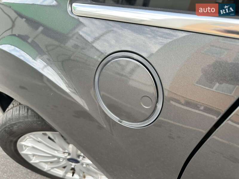 Минивэн Ford C-Max 2016 в Киеве