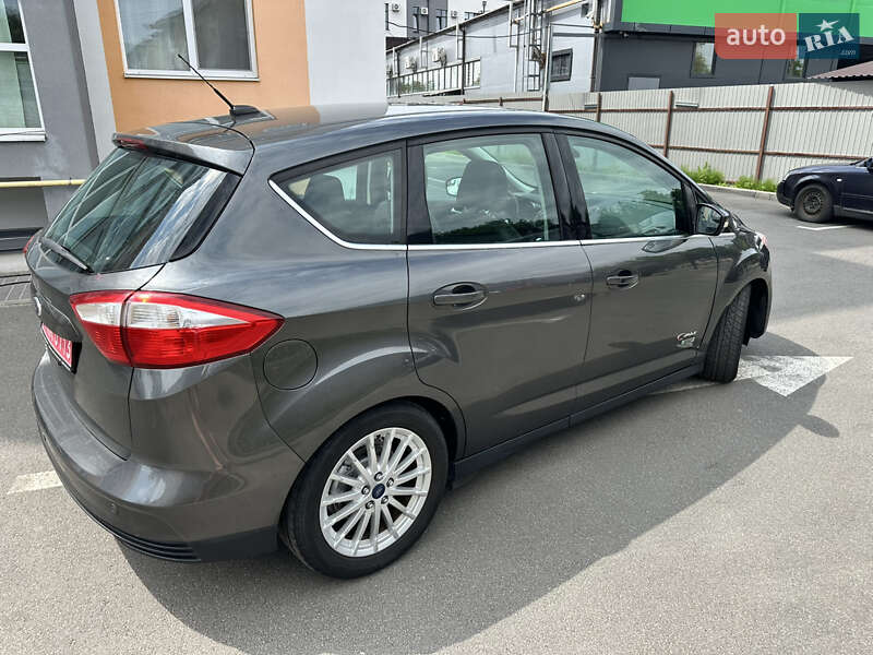 Минивэн Ford C-Max 2016 в Киеве